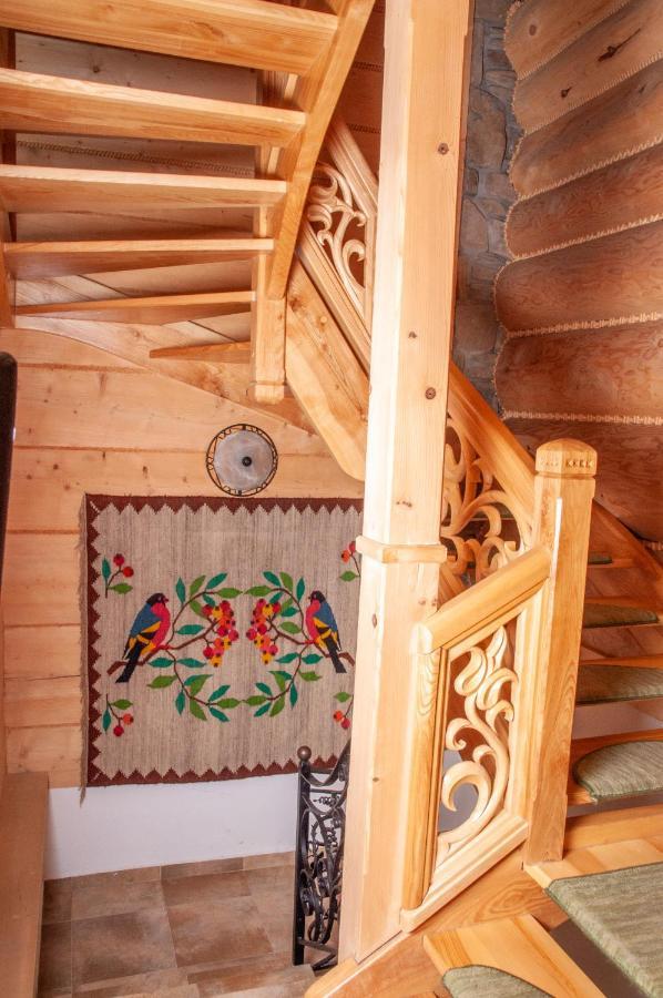 Pod Nosalem Iii Homestay *